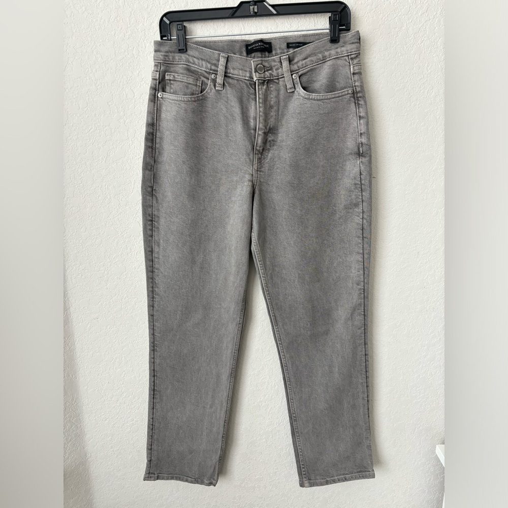 Banana Republic Light Gray High Rise Straight Size 28